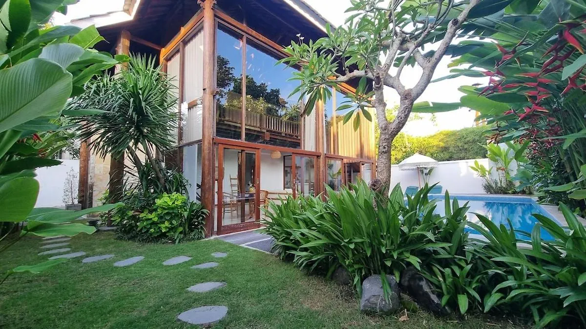2 Minutes Walk to the Beach 3BR Beach Villa Canggu  0*, Canggu (Bali) Indonesia